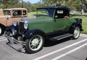 image-901945-BarryAndLouiseBeckley1928Roadster-8f14e.jpg